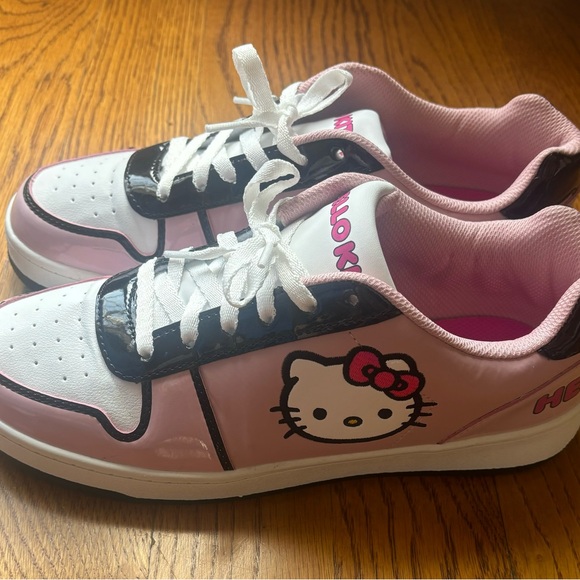 Hello Kitty Shoes - Hello Kitty By Sanrio Pink, Black & White Casual Court Sneakers Women’s Size 10
